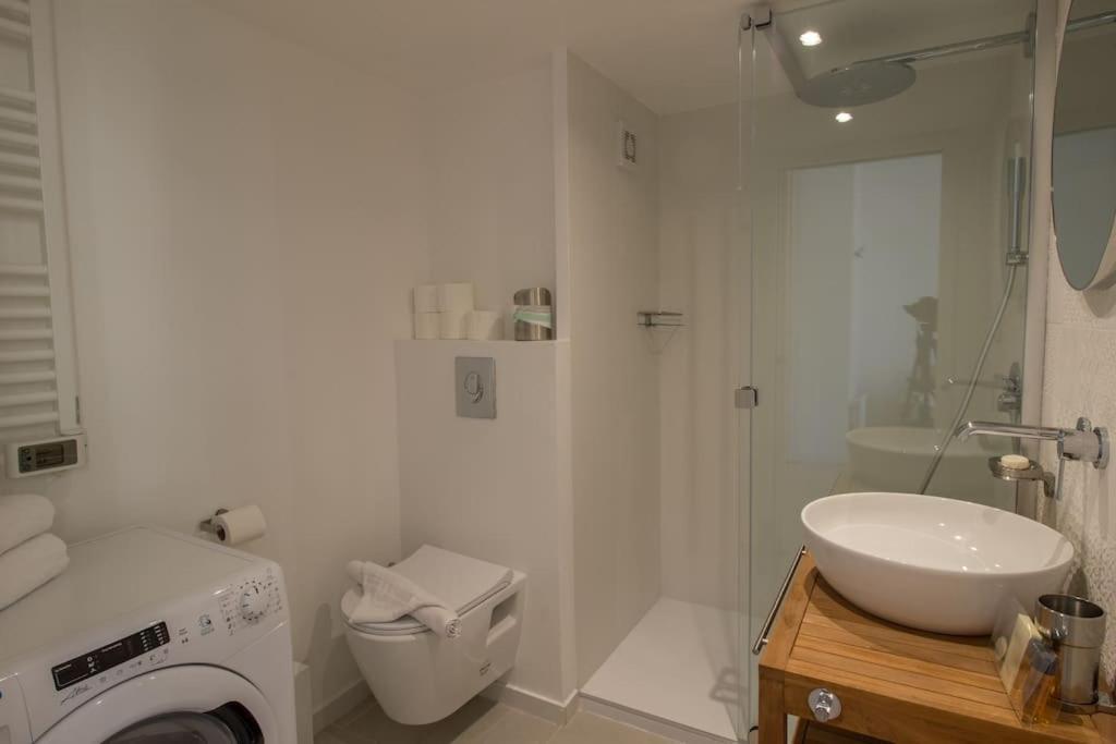 Charming Mezzanine W/ Large Terrace - Nizza