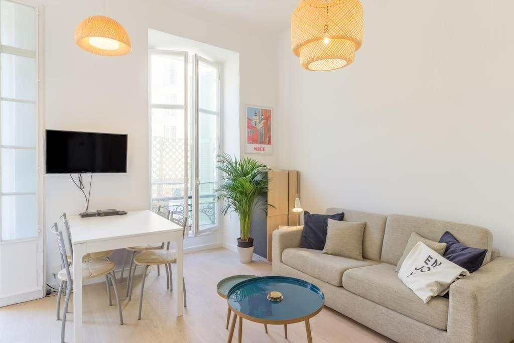 Charming Mezzanine W/ Large Terrace -